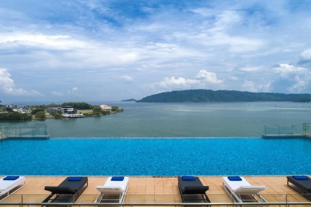 Kota Kinabalu Marriott Hotel - photo 12