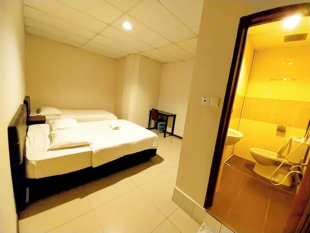 MB Budget Hotel - photo 2