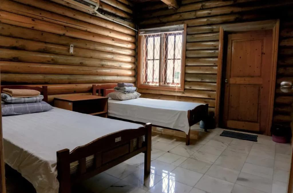 Log Cabin House - photo 5