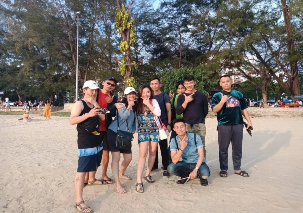 Homy Seafront Hostel - photo 17