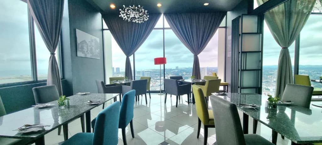 The Shore Hotel & Residences - photo 46