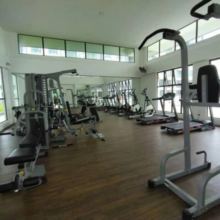 191 Cozy CasaKayangan 3BR by Grab A Stay - photo 17