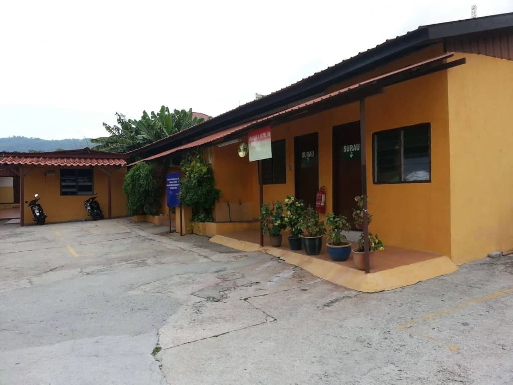 Anggerik Lodging Hotel - photo 11