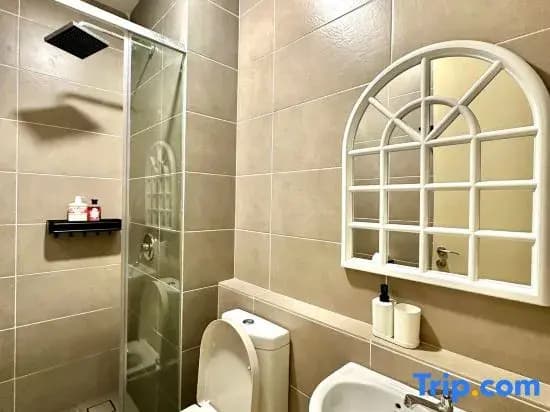 4 bedder D’Pristine condo 22-25 opp legoland (13pax) - photo 4