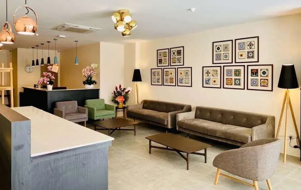 Bishop Hotel - photo 12