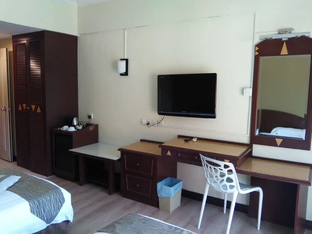 Casuarina Hotel - photo 6