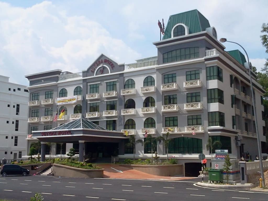 Sutera Hotel - photo 1