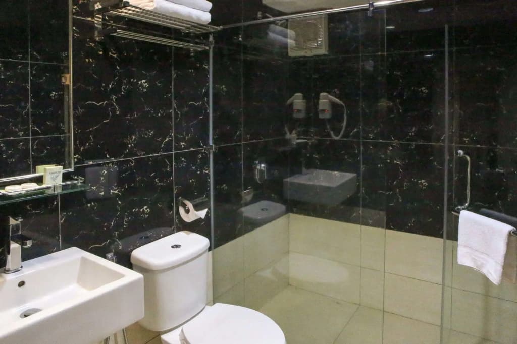 Kingston Hotel 6 @ Changkat Bukit Bintang - photo 8