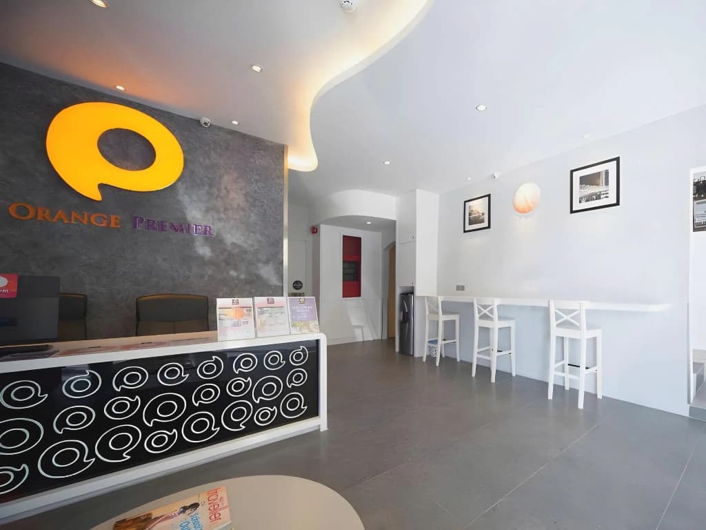 Orange Premier Hotel Taman Segar - photo 14