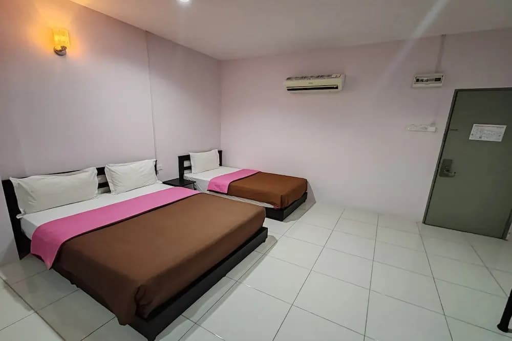 Hotel Kuang Hua Sitiawan Near To (UniKL-MIMET) - photo 4