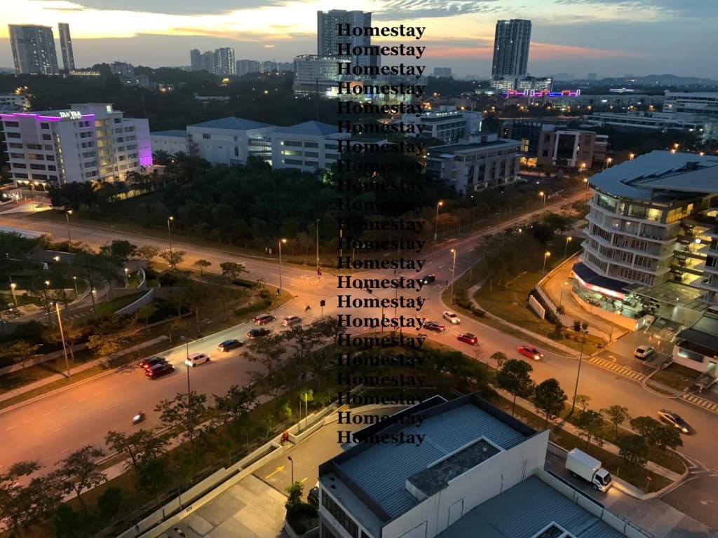 Resort In The City - Netflix & Chill - photo 2