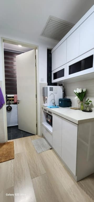 KLCC Legasi Kg Bharu muslim homestay facing unblock view and walking distance to Twin Tower, LRT train next to building - photo 31