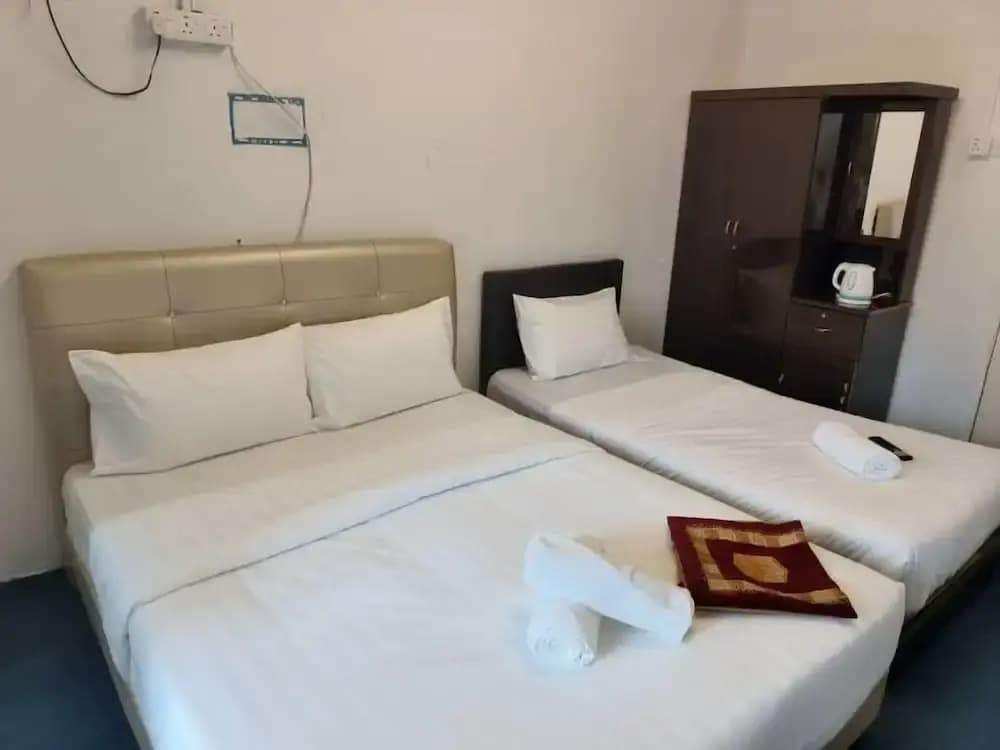 cool memories hotel - photo 2
