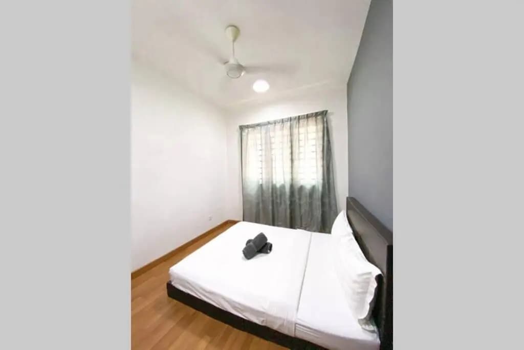 One South 6Pax with WIFI and NETFLIX by TBH - photo 2