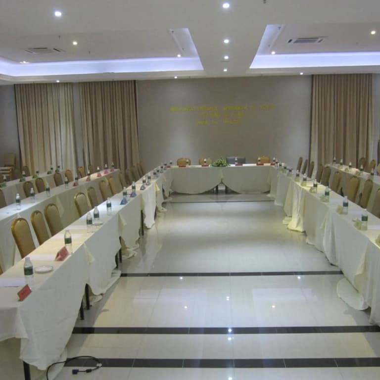Seri Simanggang Hotel - photo 47