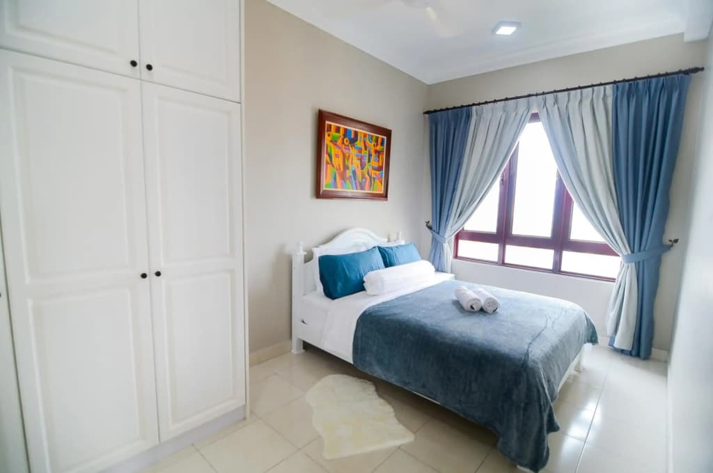 Dahlia Klcc View @ Rafflesia Condominium - photo 1