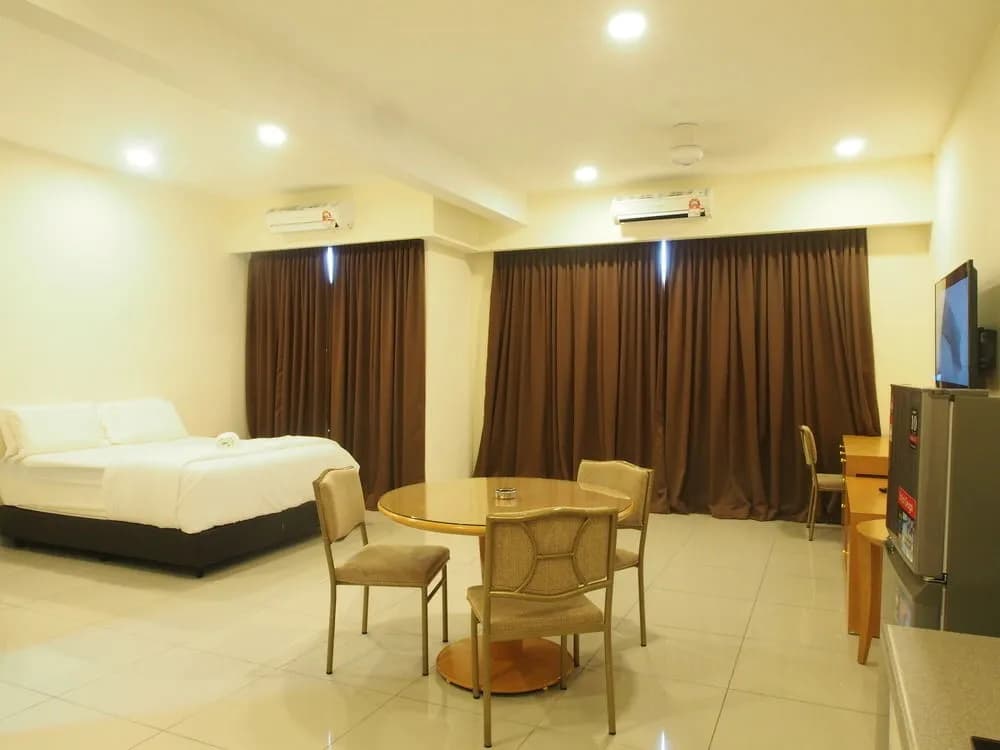 Premier Times International Hotel - photo 3