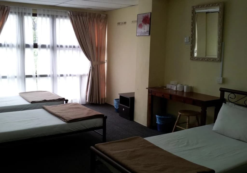 TJ Lodge - photo 4