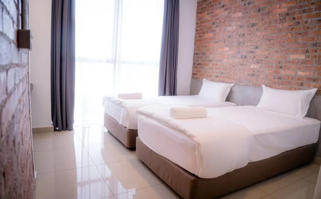 Bizz Hotel - photo 2