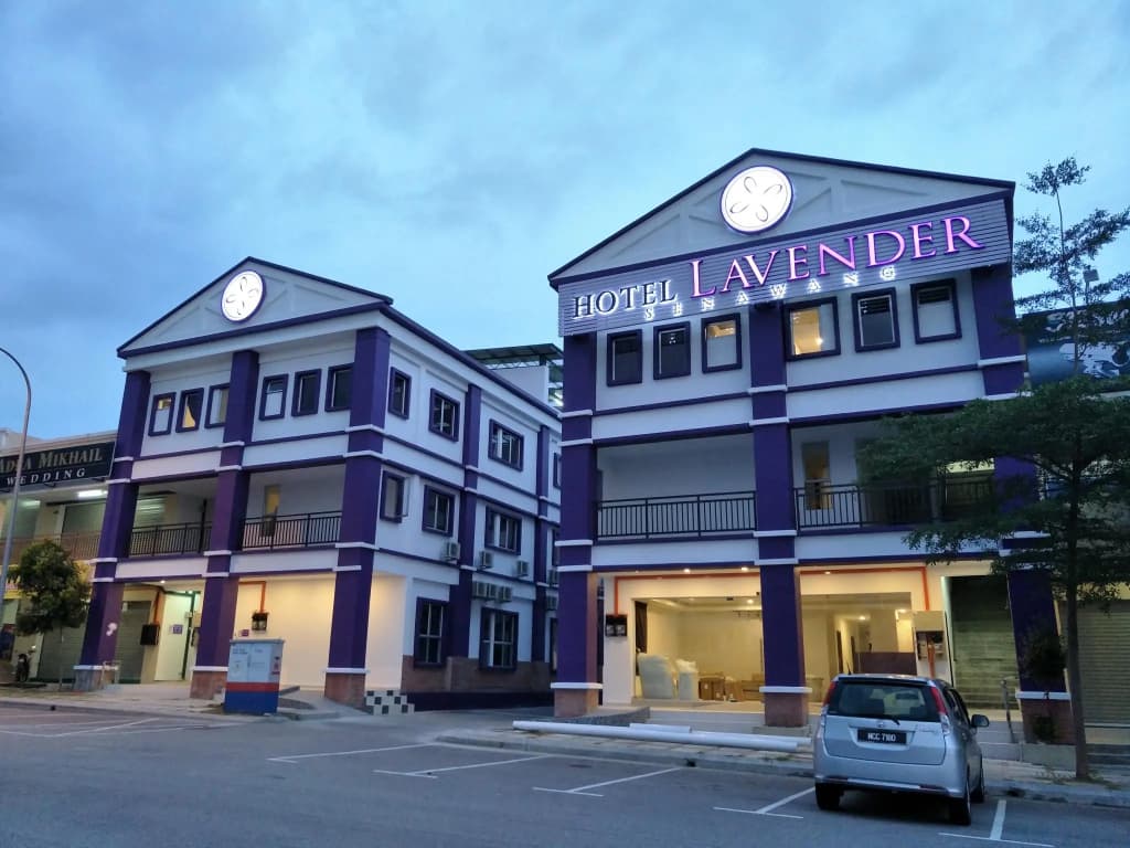 Hotel Lavender Senawang - photo 1