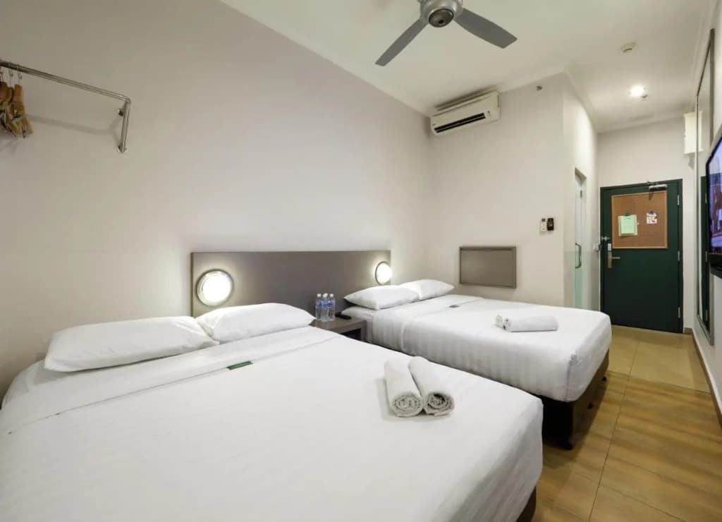 Tune Hotel - 1Borneo, Kota Kinabalu - photo 31