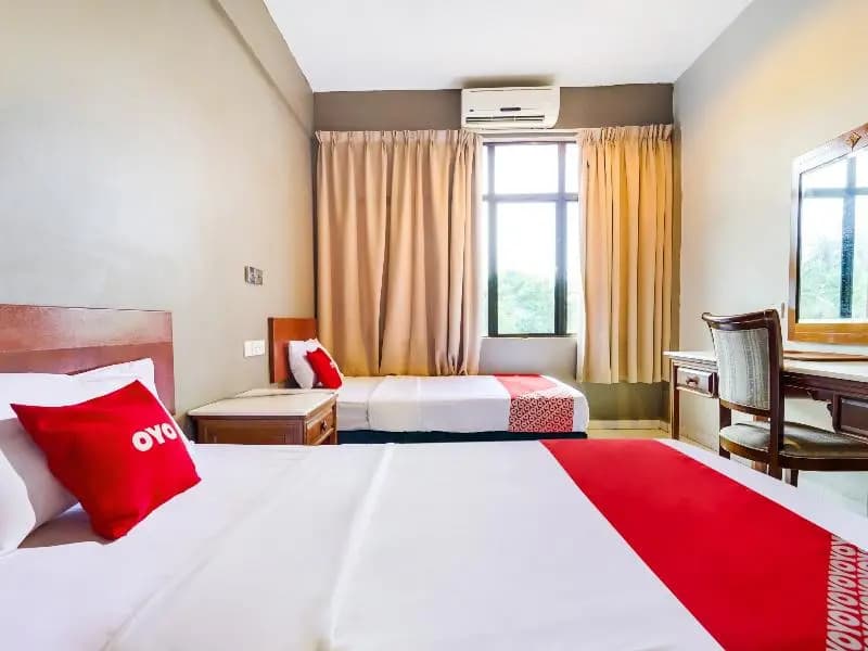 S S Motel by OYO Rooms - photo 2