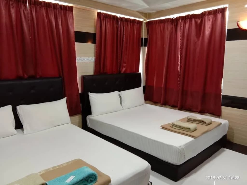 New Wave Hotel Seri Kembangan - photo 4