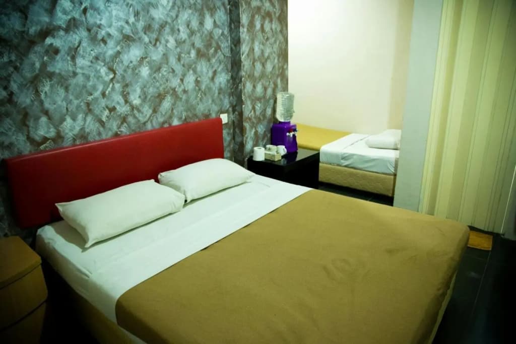 Golden Leaf Hotel Danga Bay - photo 3