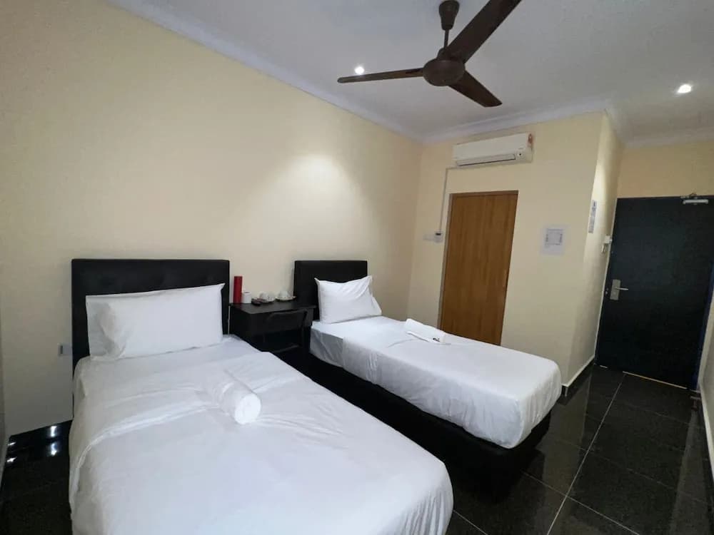I Go Hotel - photo 1