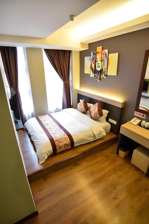 Lot 10 Boutique Hotel - photo 29