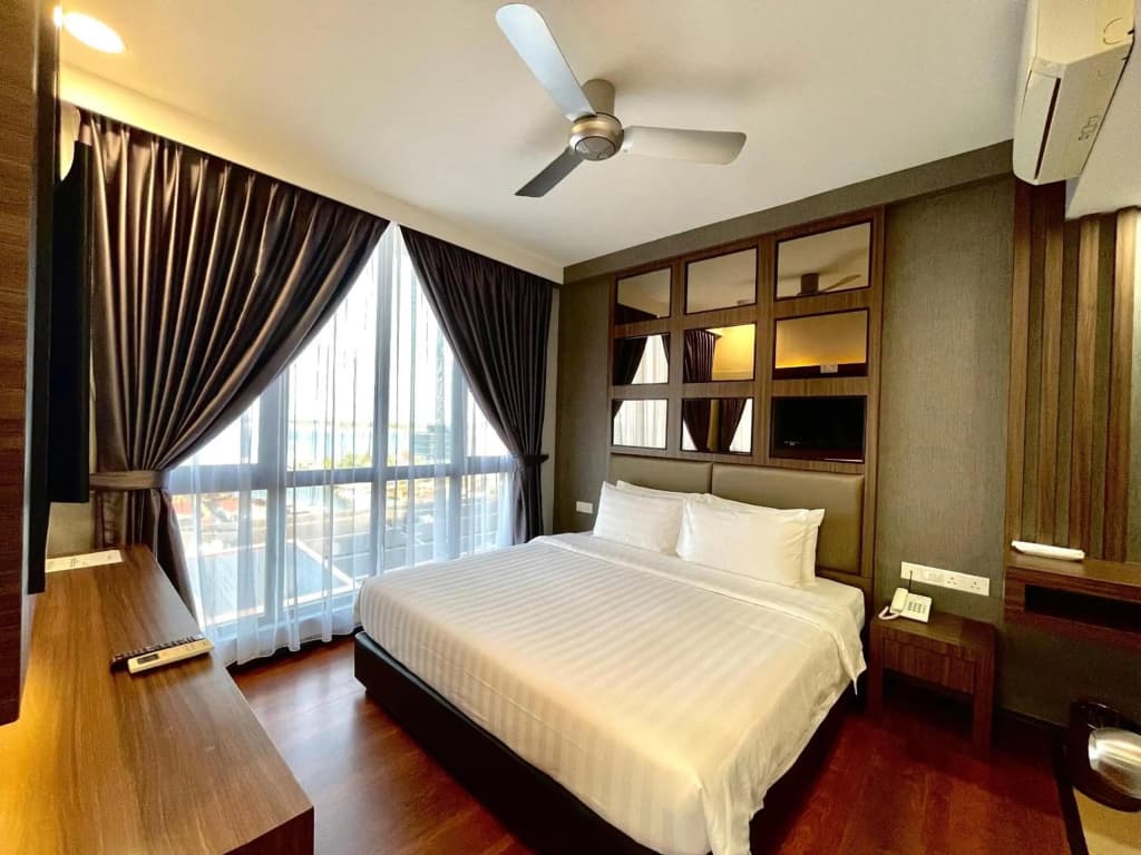 Grace Hotel Semporna - photo 11