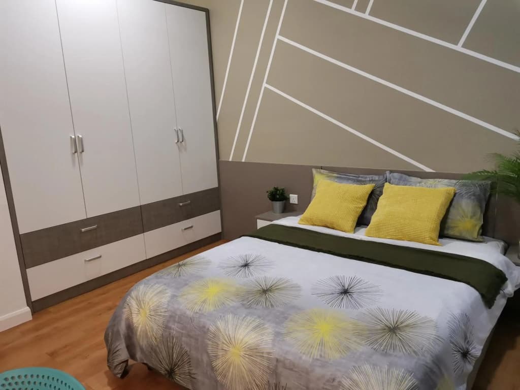 HIJAU Geniehome 2BR Free 99mbps WIFI and Carpark at Utropolis Shah Alam - photo 4