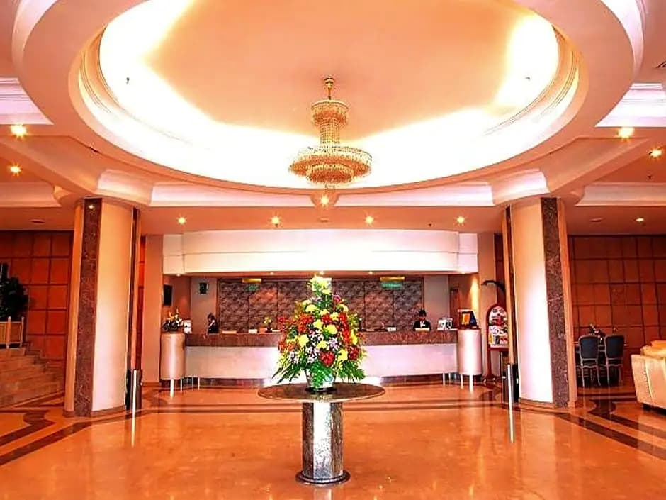 Dynasty Hotel - photo 2