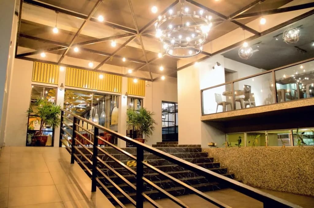 G5 Hotel & Serviced Apartment - photo 1