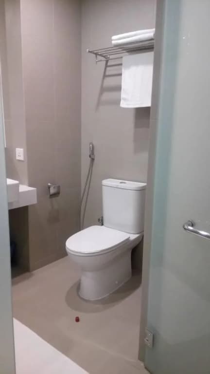 D Arc Hotel - photo 8