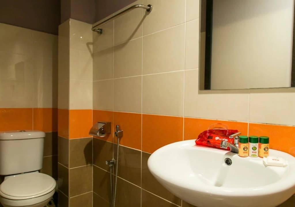 KK Hotel Kajang by OYO - photo 7