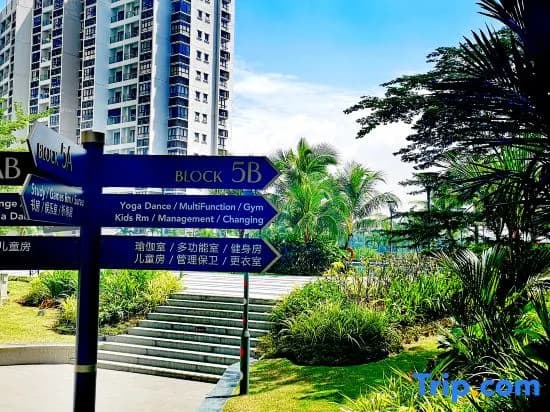 Scenic Country Garden Danga Bay by Lions Bay - photo 3