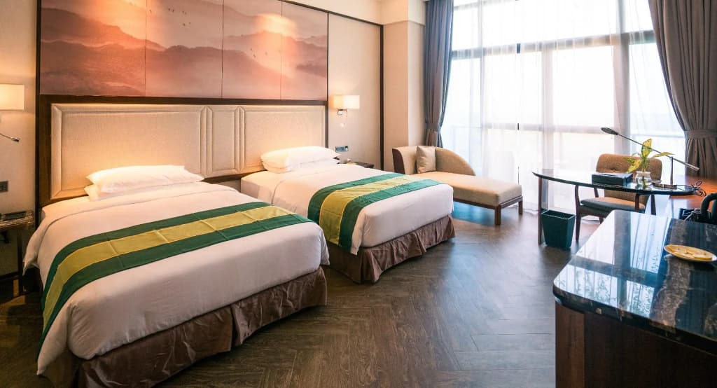 Forest City Golf Hotel - photo 5