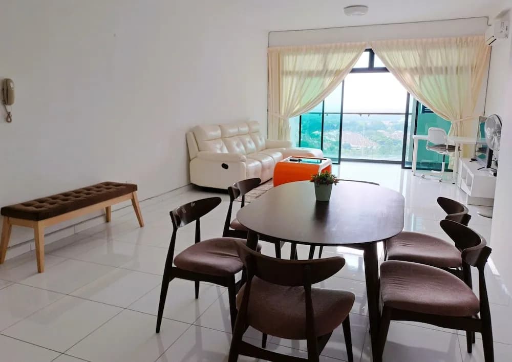 JB Bukit Indah Skyloft Suites - photo 18