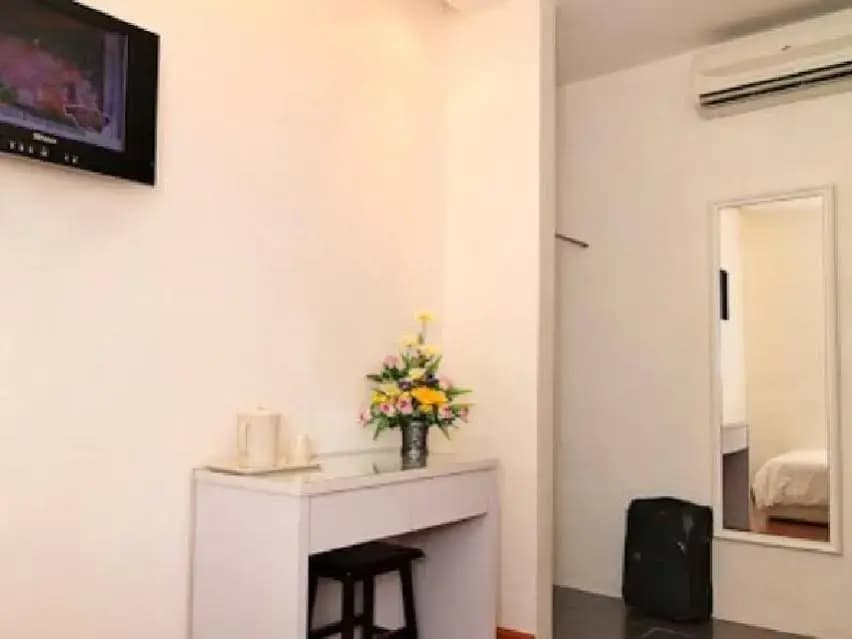 Rose Cottage Hotel Bandar Seri Alam - photo 4