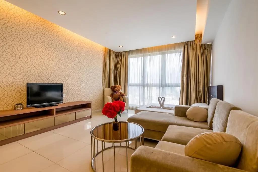 Wonderful KLCC View at Regalia Suites - photo 1