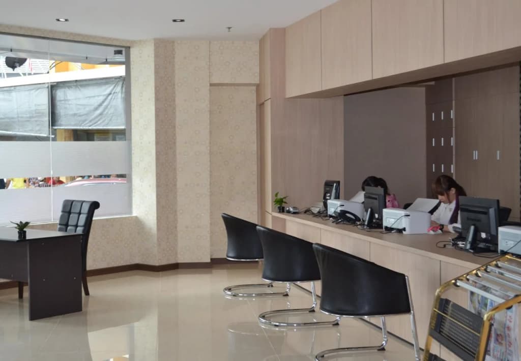 Mandarin Hotel - photo 16