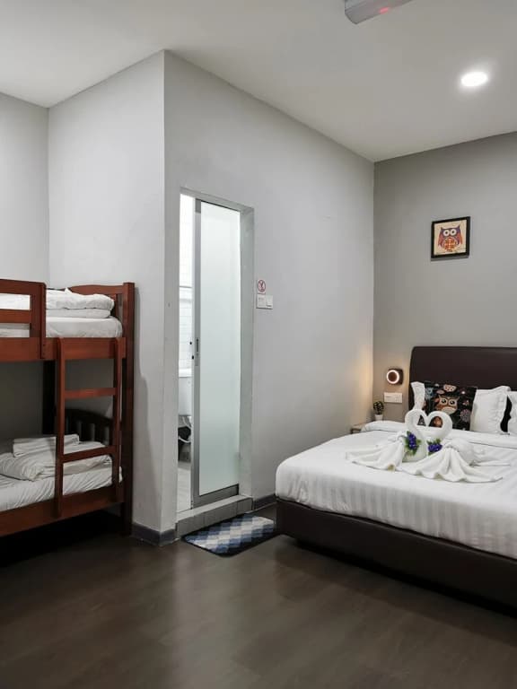 The Nest Hostel Semporna - photo 8