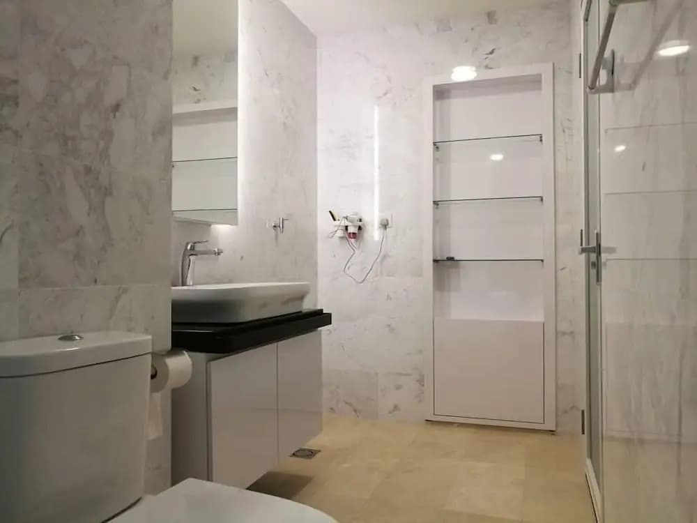 Silverscape Seaview Luxury Residence - photo 7