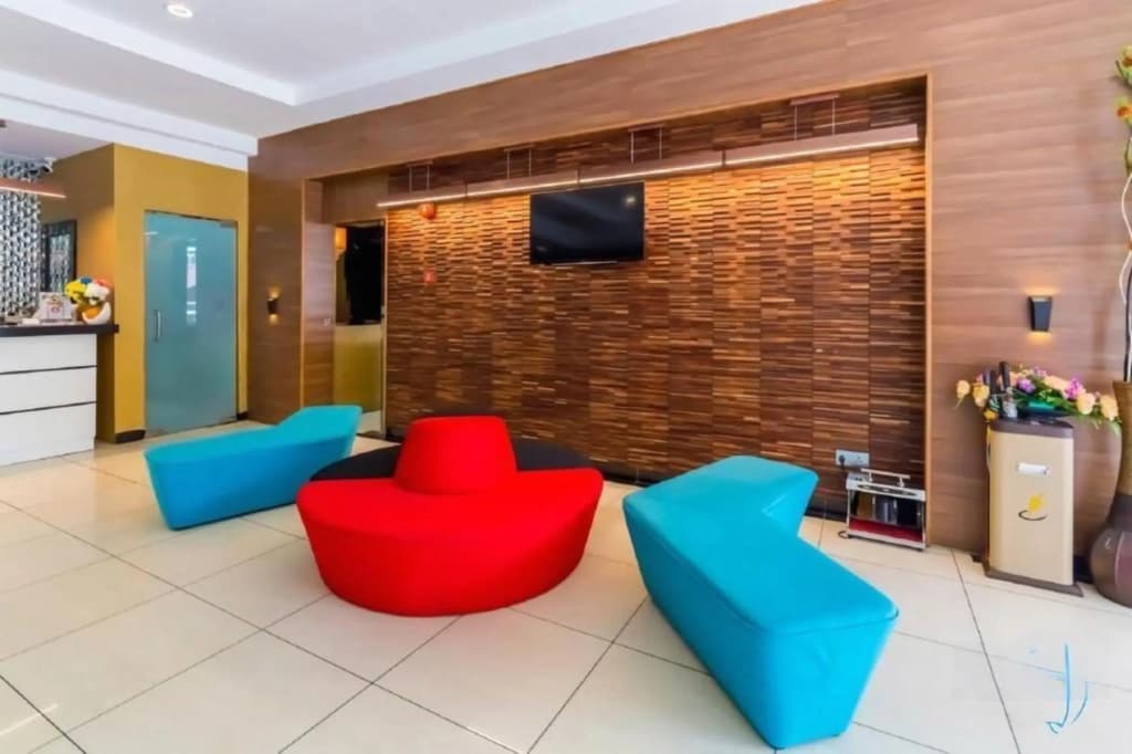 Dolphin Hotel, Chow Kit Kuala Lumpur - photo 29