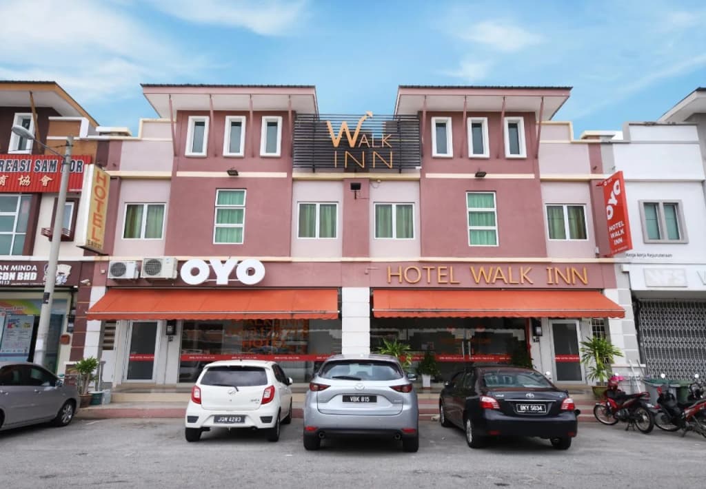 OYO 582 Hotel Walk Inn - photo 1