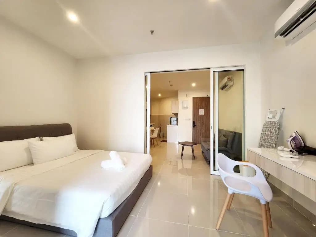 The Shore Kota Kinabalu City Centre by LW Suites - photo 4