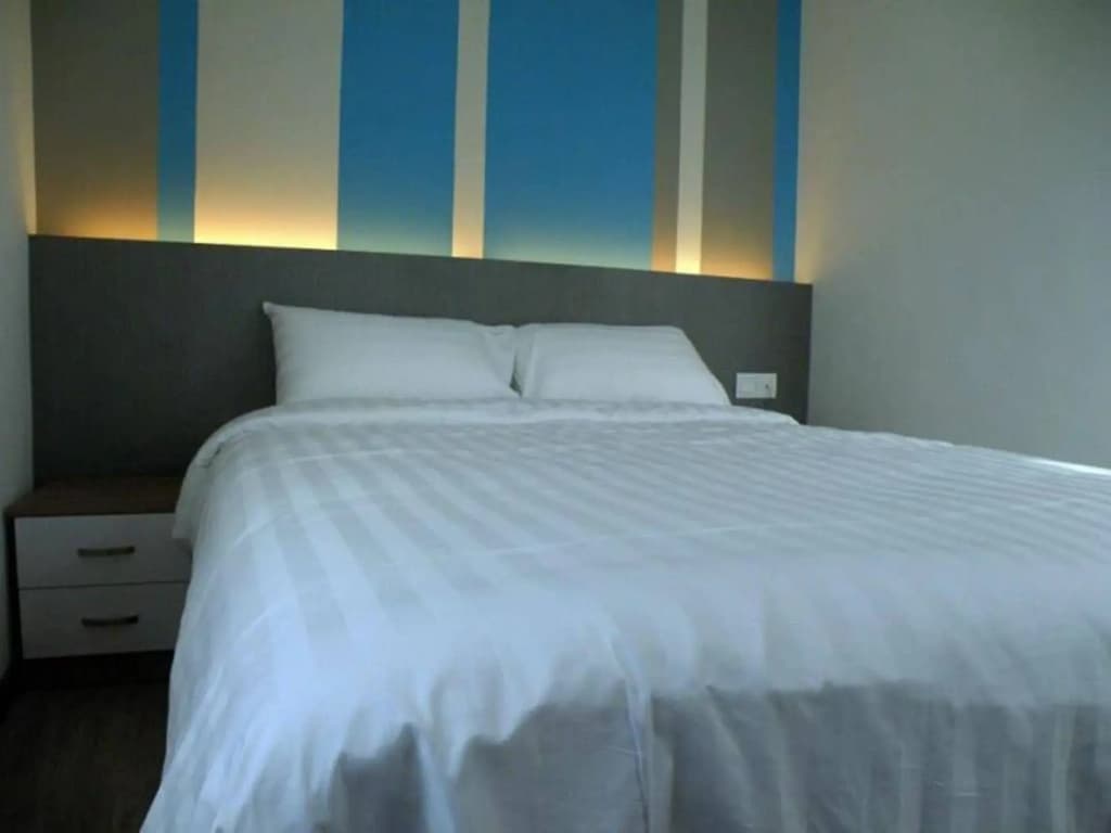 Yan Hotel - photo 4