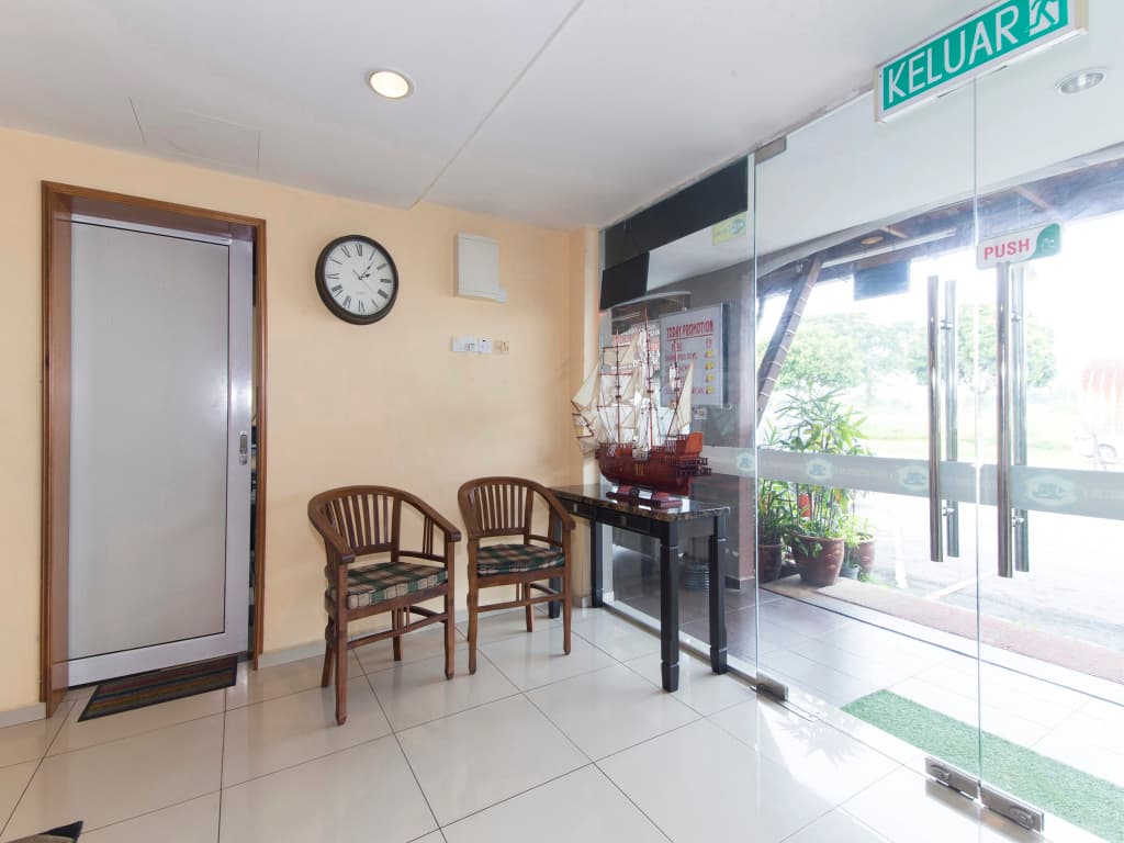 OYO 415 Straits Settlement Inn - photo 27