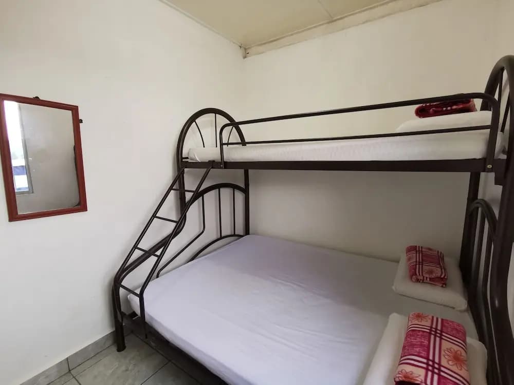 SPOT ON 89963 Sinurambi Homestay 2 - photo 3